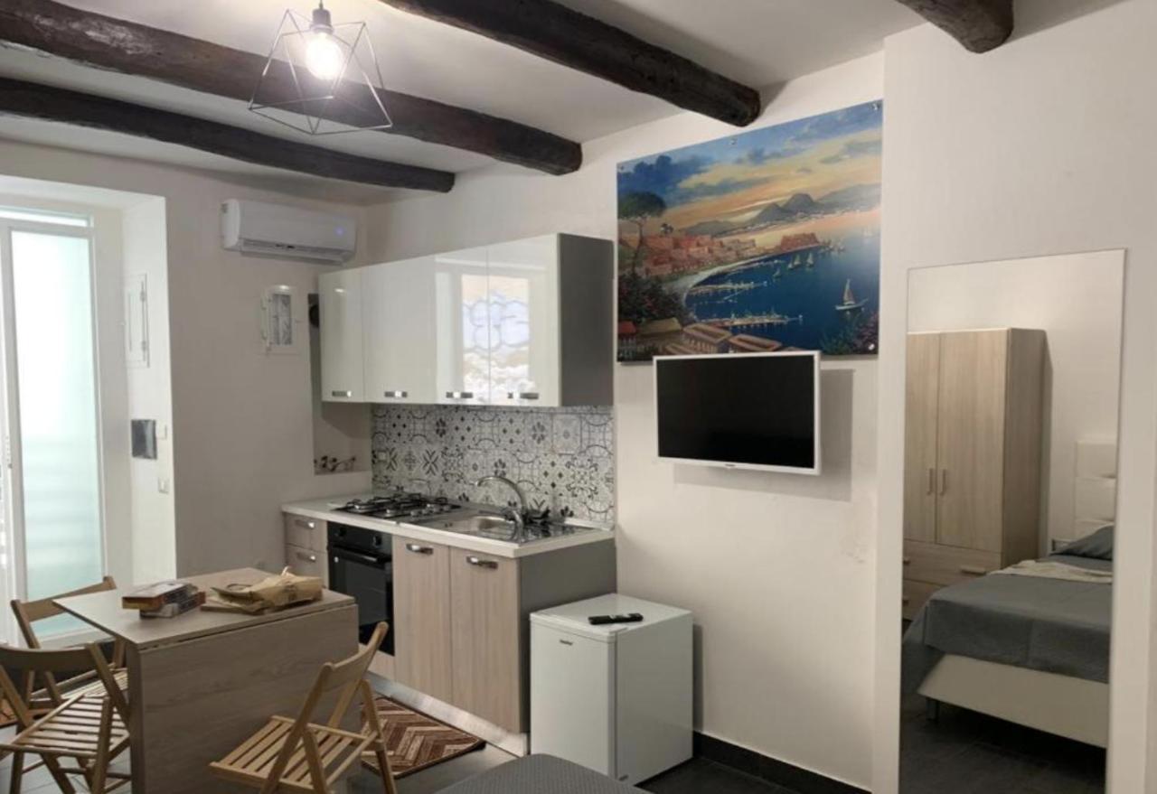 Viky House Chiaia Apartment Napoli Ngoại thất bức ảnh