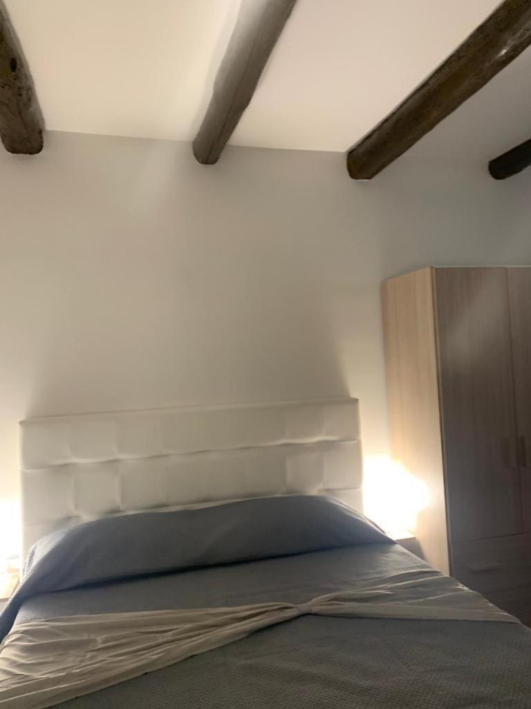 Viky House Chiaia Apartment Napoli Ngoại thất bức ảnh